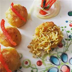 Bom Kentang Isi Indomie Keju